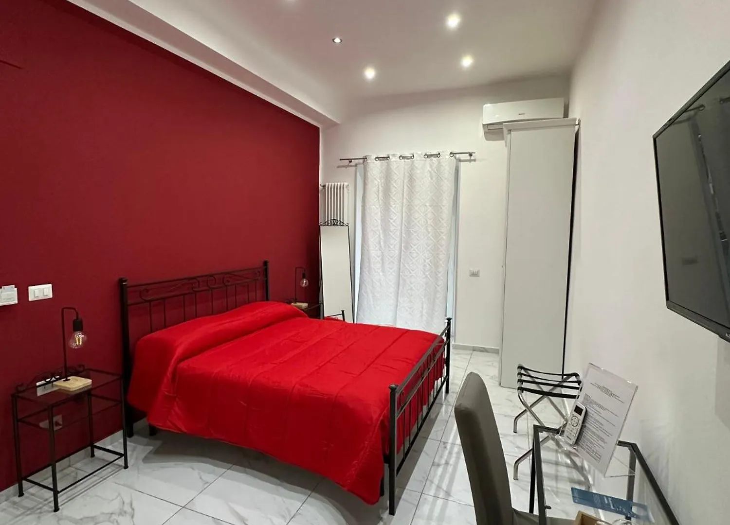 Santa Chiara Garden View B&B Naples Bed & Breakfast